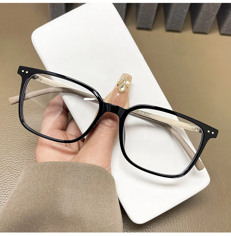 Stylish TR90 Full-Frame Glasses