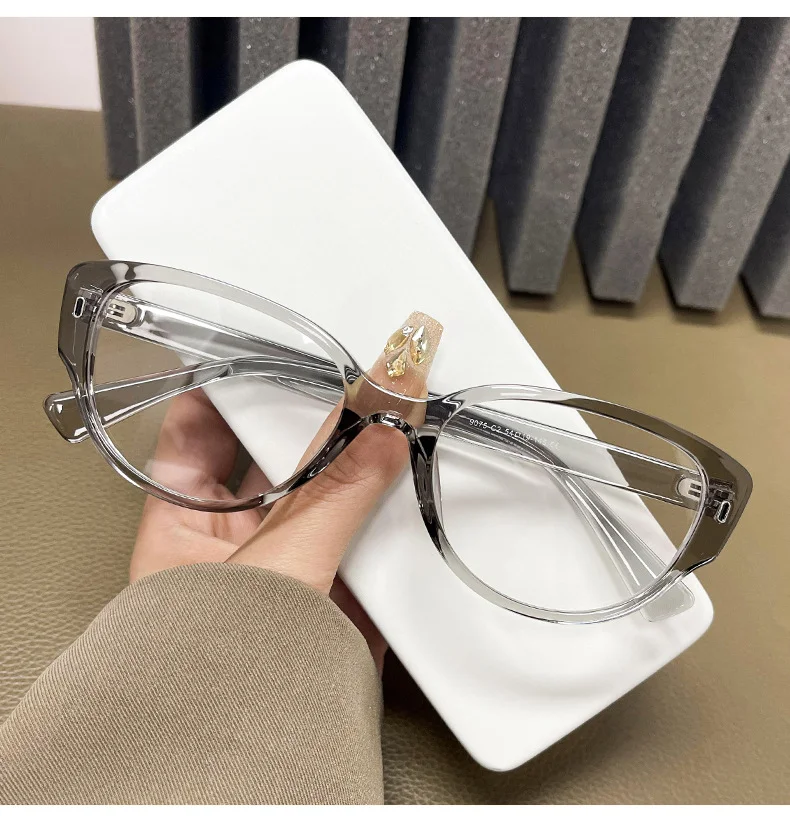 Fashionable TR90 Full-Frame Glasses