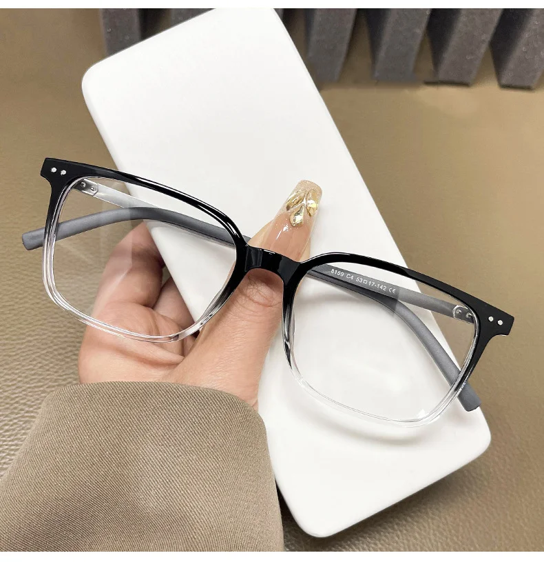 Stylish TR90 Full-Frame Glasses